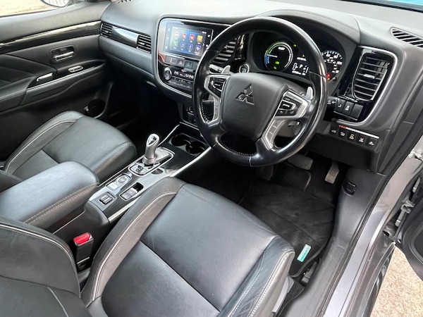 Used Mitsubishi Outlander 2018 for sale - 76234856: Photo 24
