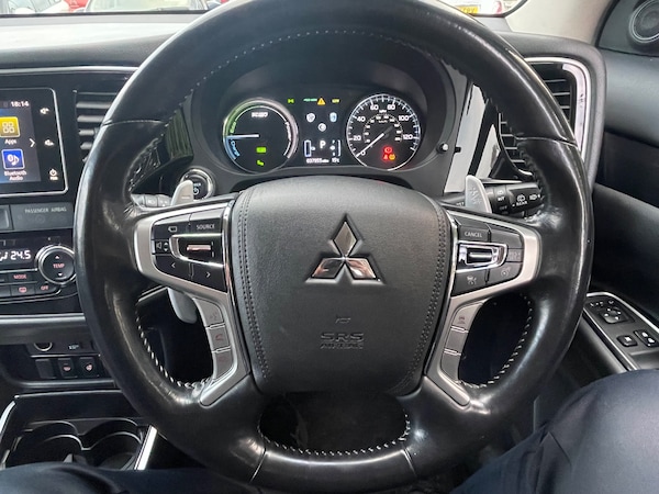 Used Mitsubishi Outlander 2018 for sale - 76234856: Photo 28
