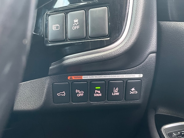 Used Mitsubishi Outlander 2018 for sale - 76234856: Photo 31