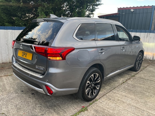 Used Mitsubishi Outlander 2018 for sale - 76234856: Photo 3