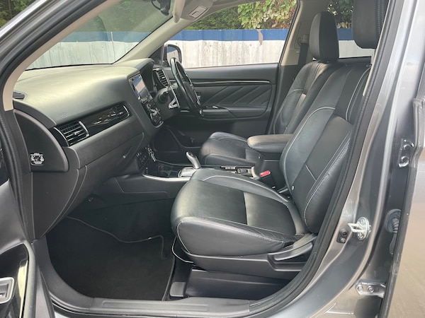 Used Mitsubishi Outlander 2018 for sale - 76234856: Photo 9