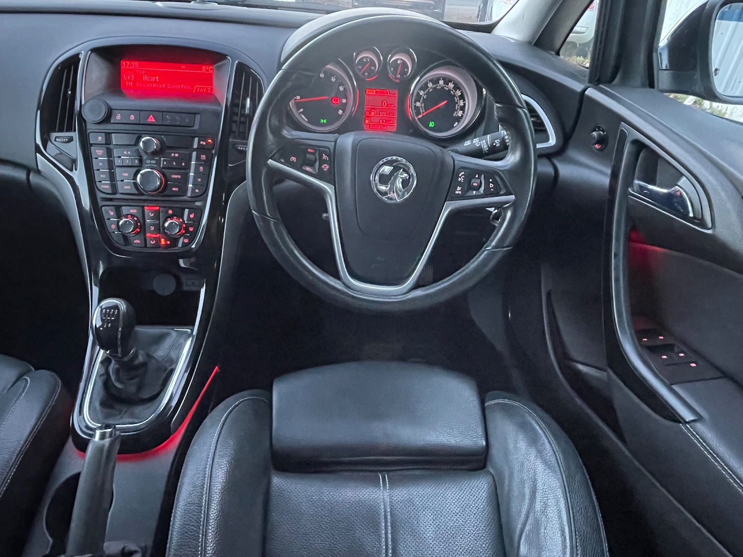 Used Vauxhall Astra 2015 for sale - 76317418: Photo 12