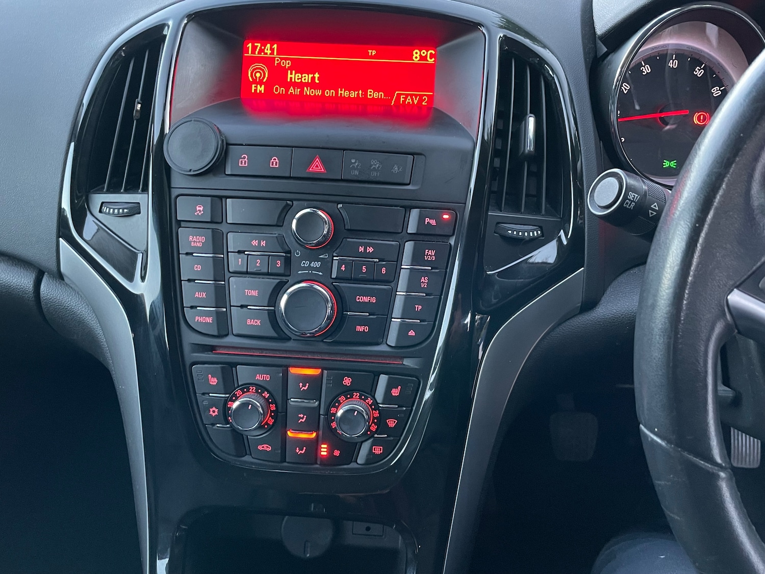 Used Vauxhall Astra 2015 for sale - 76317418: Photo 24