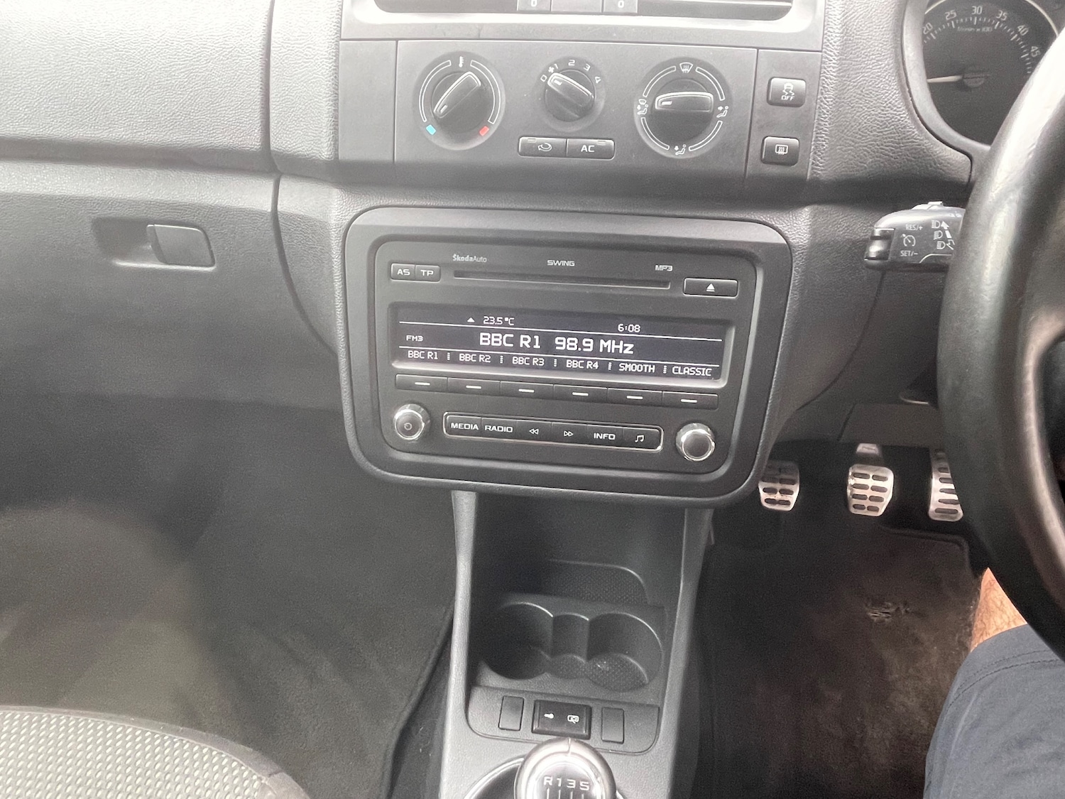Vehicle 25