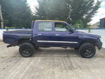 Used Toyota Hilux 2000 for sale - 75058207: Photo