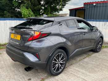 Used Toyota C-HR 2017 for sale - 75231341: Photo
