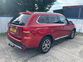 Used Mitsubishi Outlander 2017 for sale - 79121070: Photo