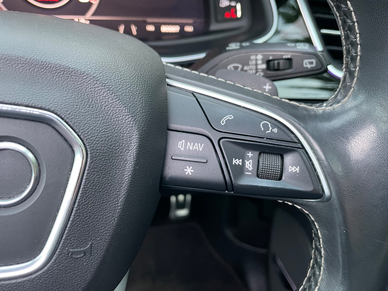 Used Audi Q7 2018 for sale - 76711920: Photo 29