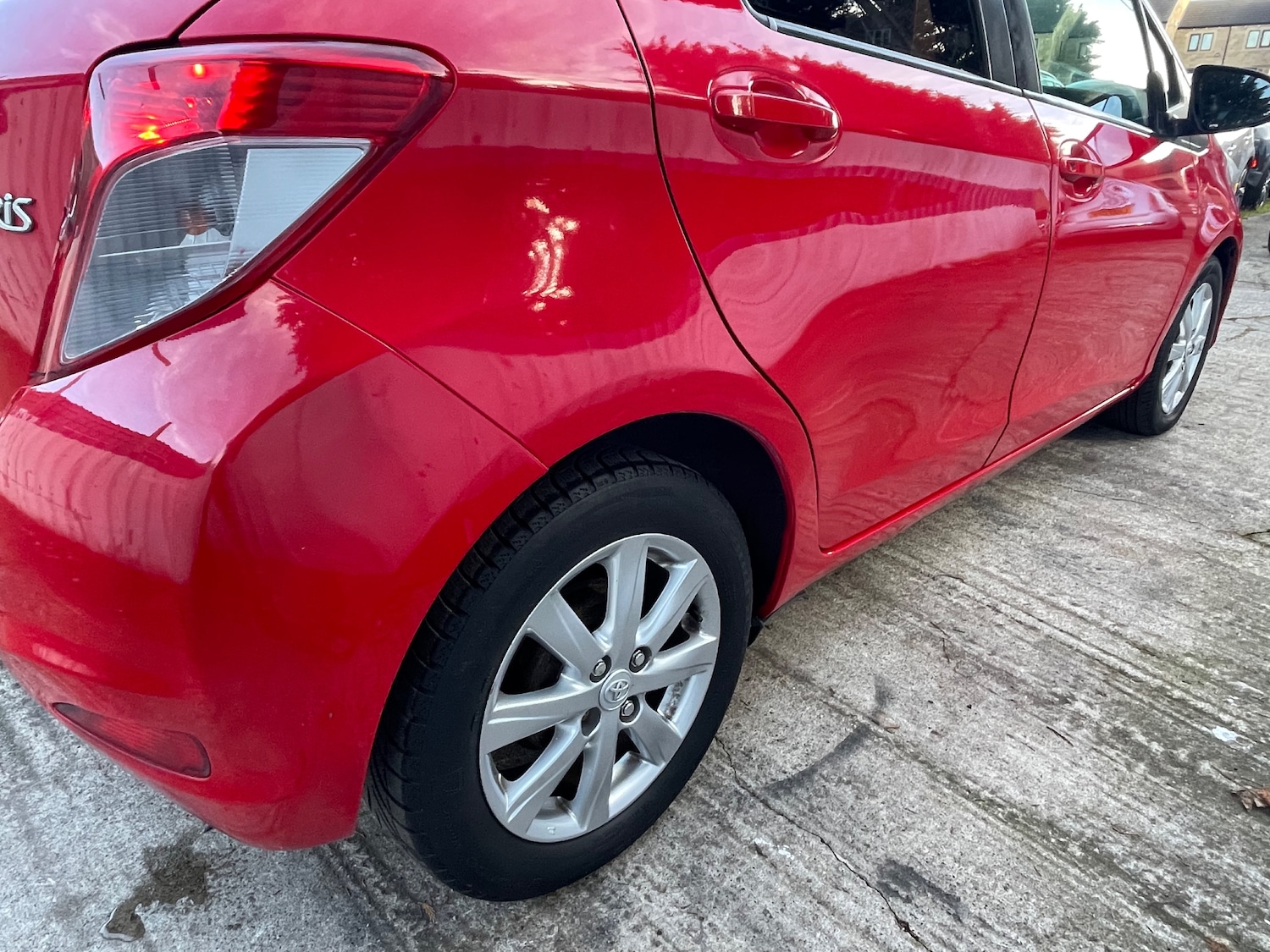 Used Toyota Yaris 2013 for sale - 76469106: Photo 16