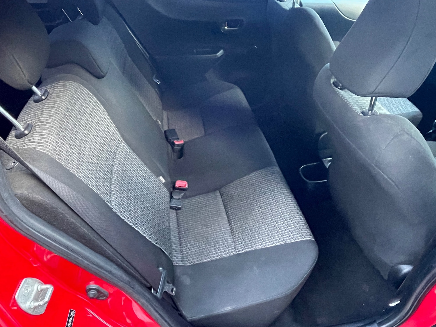 Used Toyota Yaris 2013 for sale - 76469106: Photo 22