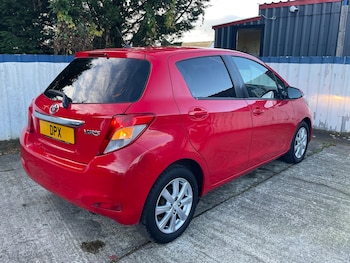 Used Toyota Yaris 2013 for sale - 76469106: Photo