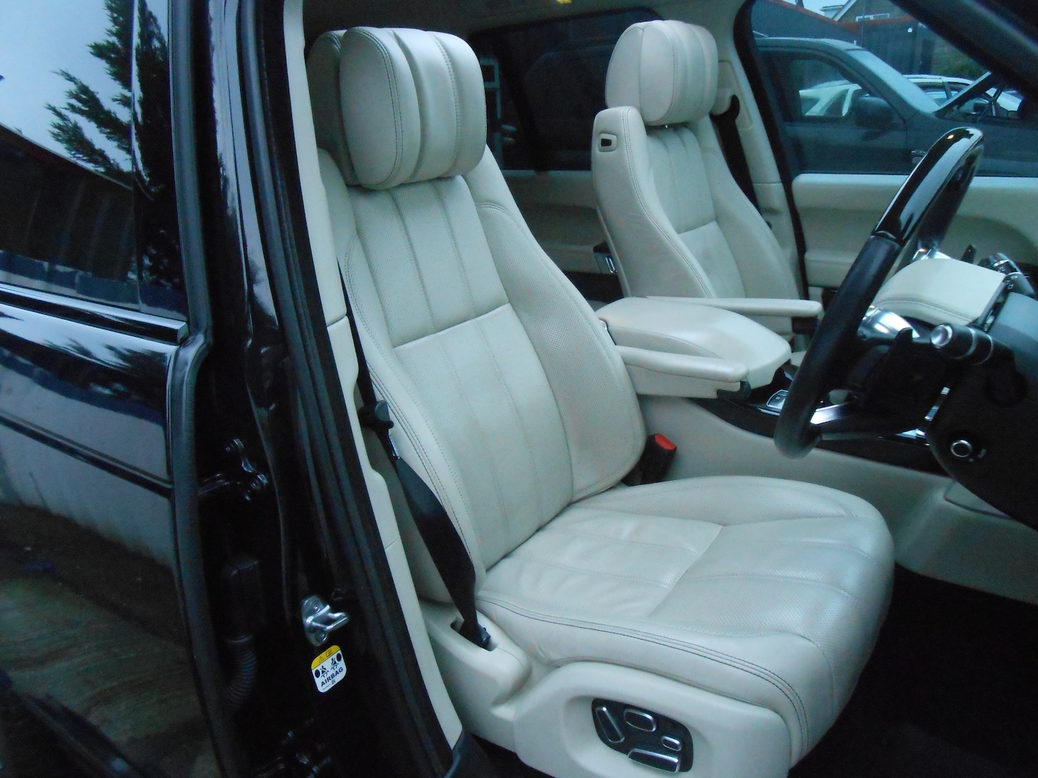 Used Land Rover Range Rover for sale - 76386894: Photo 12