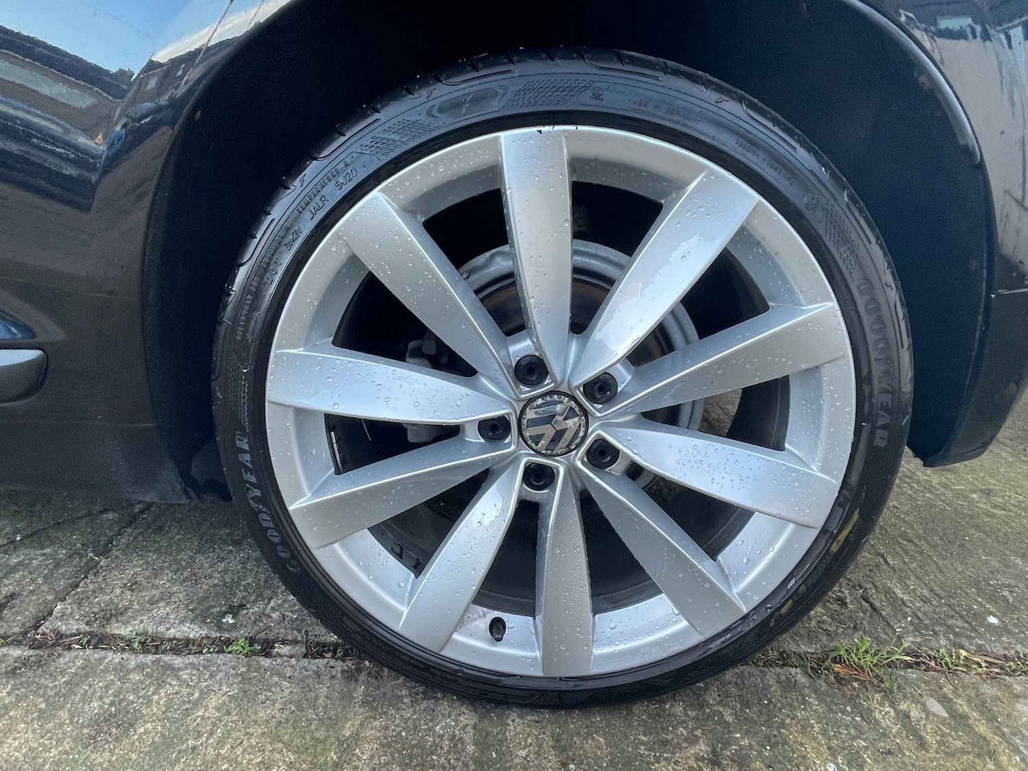 Used Volkswagen Scirocco 2010 for sale - 76750871: Photo 18