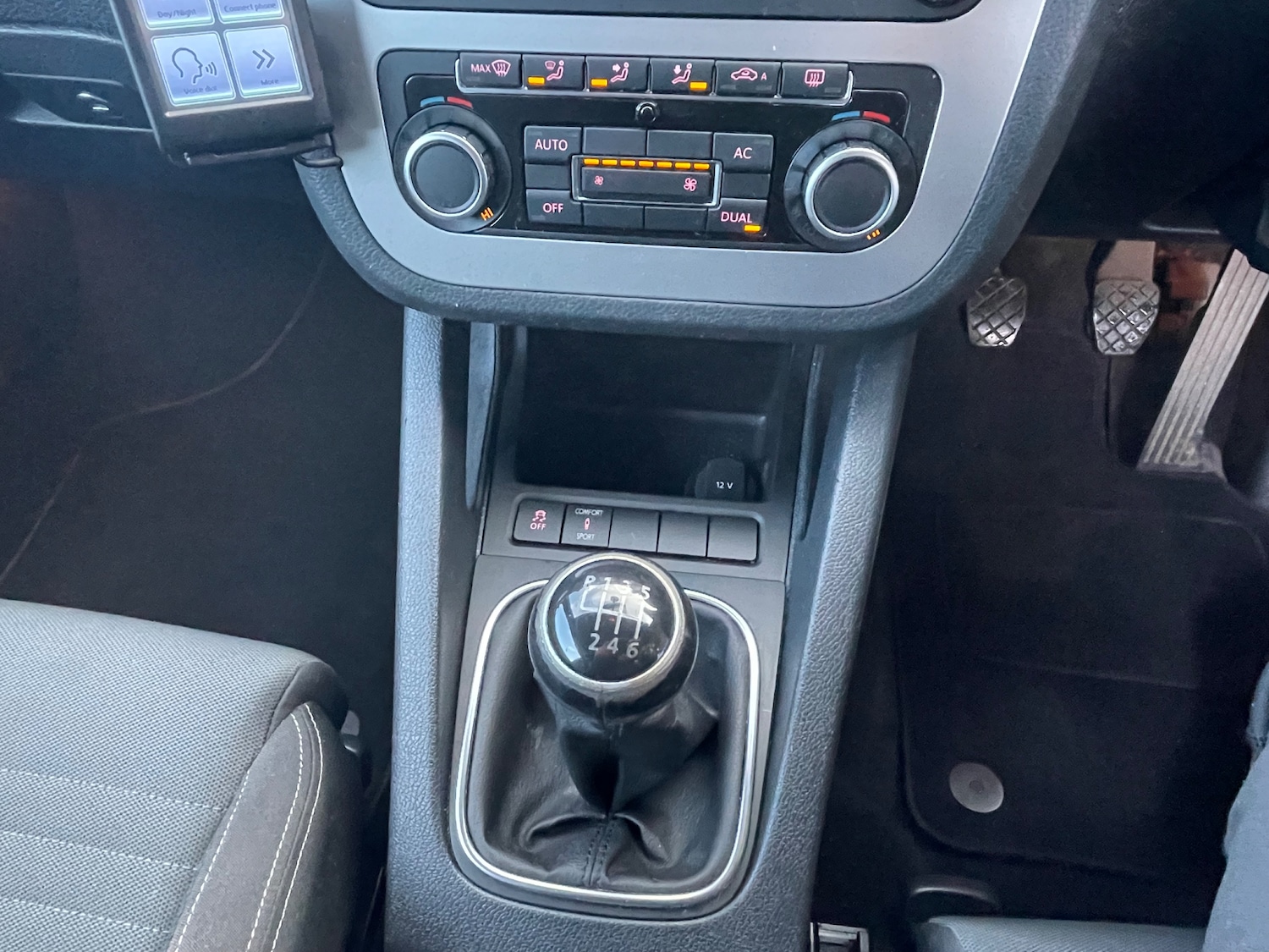 Used Volkswagen Scirocco 2010 for sale - 76750871: Photo 23