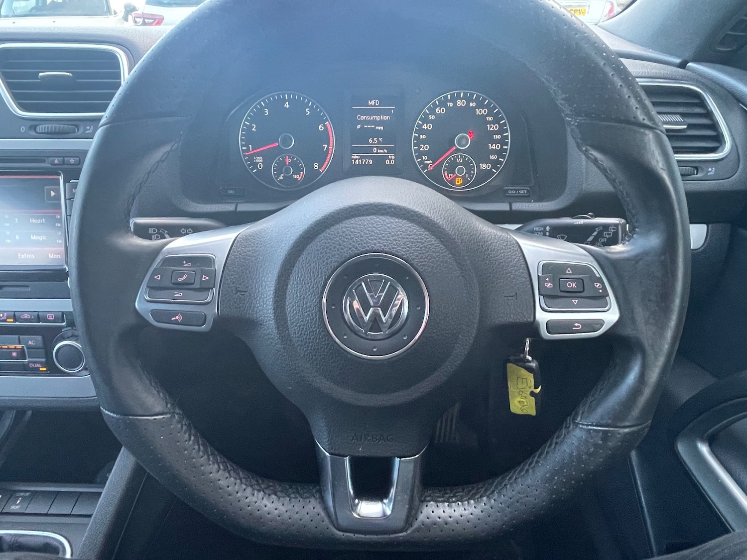 Used Volkswagen Scirocco 2010 for sale - 76750871: Photo 25