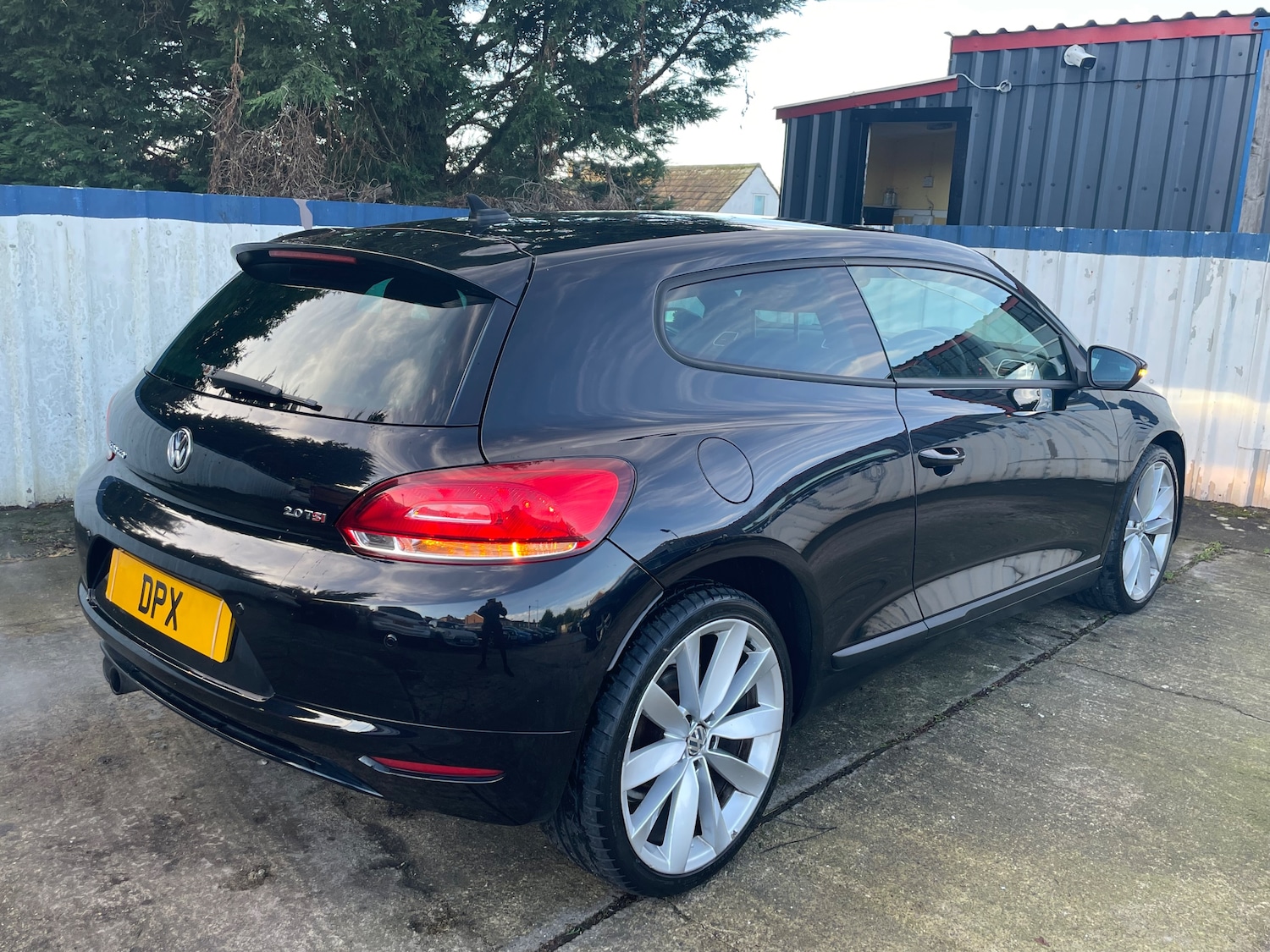 Used Volkswagen Scirocco 2010 for sale - 76750871: Photo 3