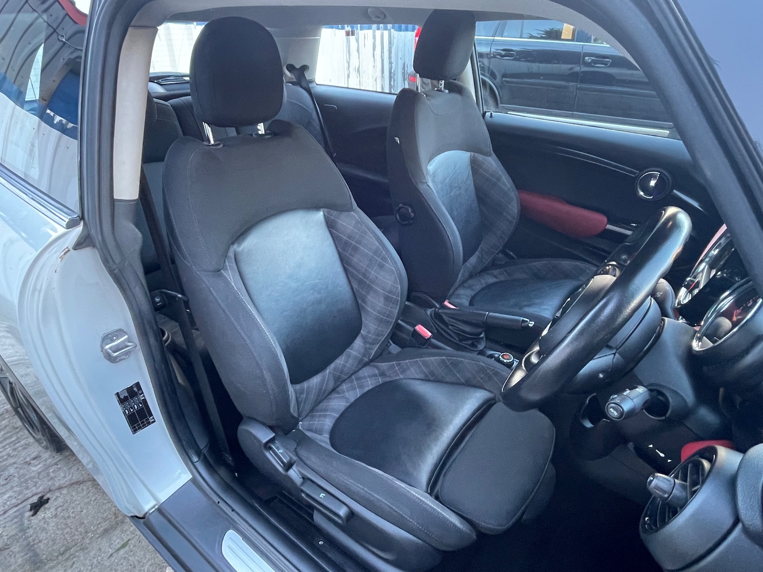 Used MINI Hatch 2015 for sale - 76909292: Photo 11