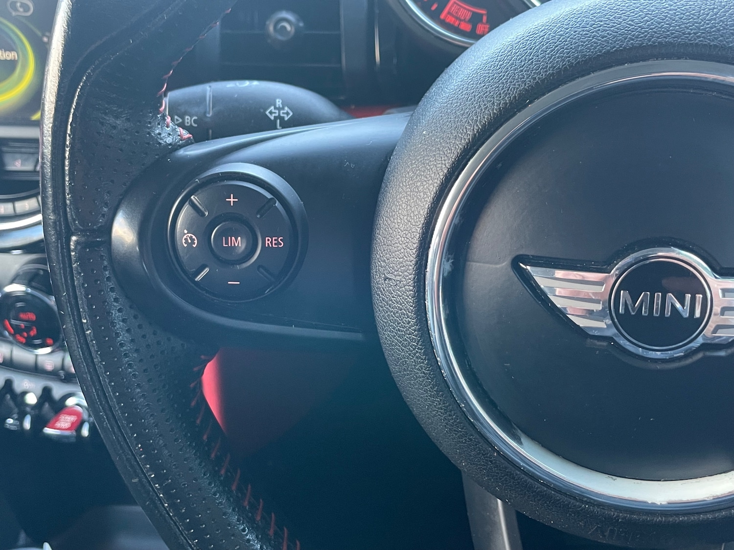 Used MINI Hatch 2015 for sale - 76909292: Photo 28