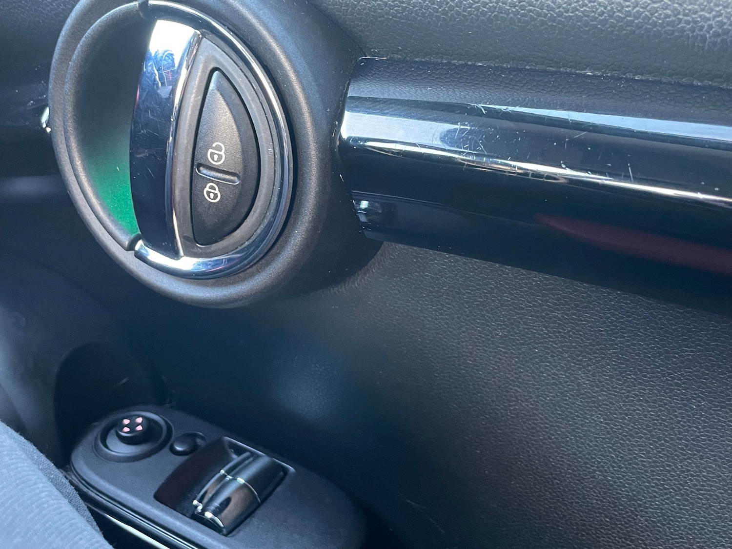 Used MINI Hatch 2015 for sale - 76909292: Photo 30