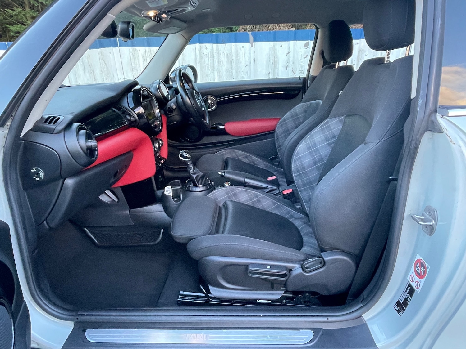 Used MINI Hatch 2015 for sale - 76909292: Photo 9