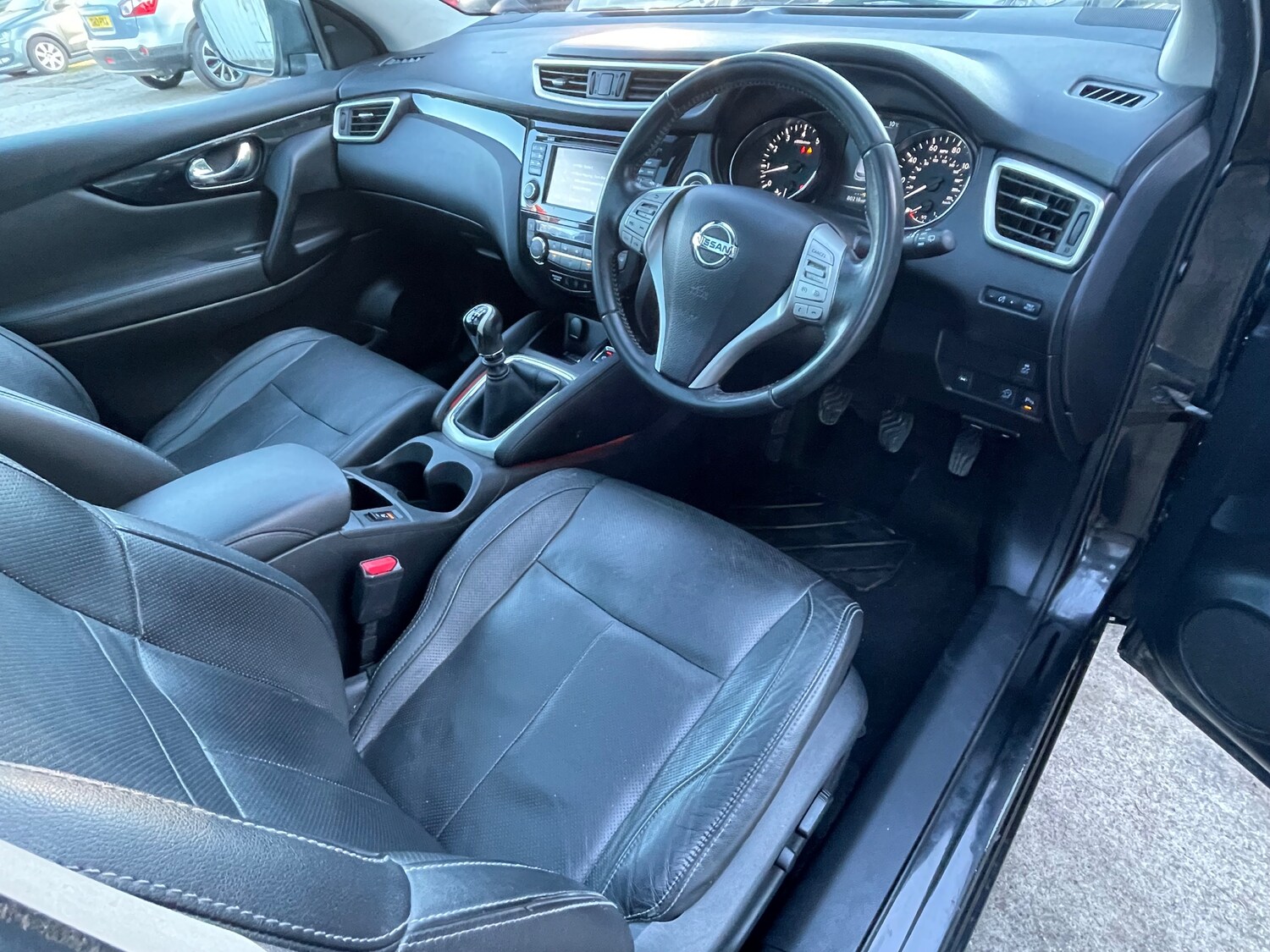 Used Nissan Qashqai 2015 for sale - 76317405: Photo 23