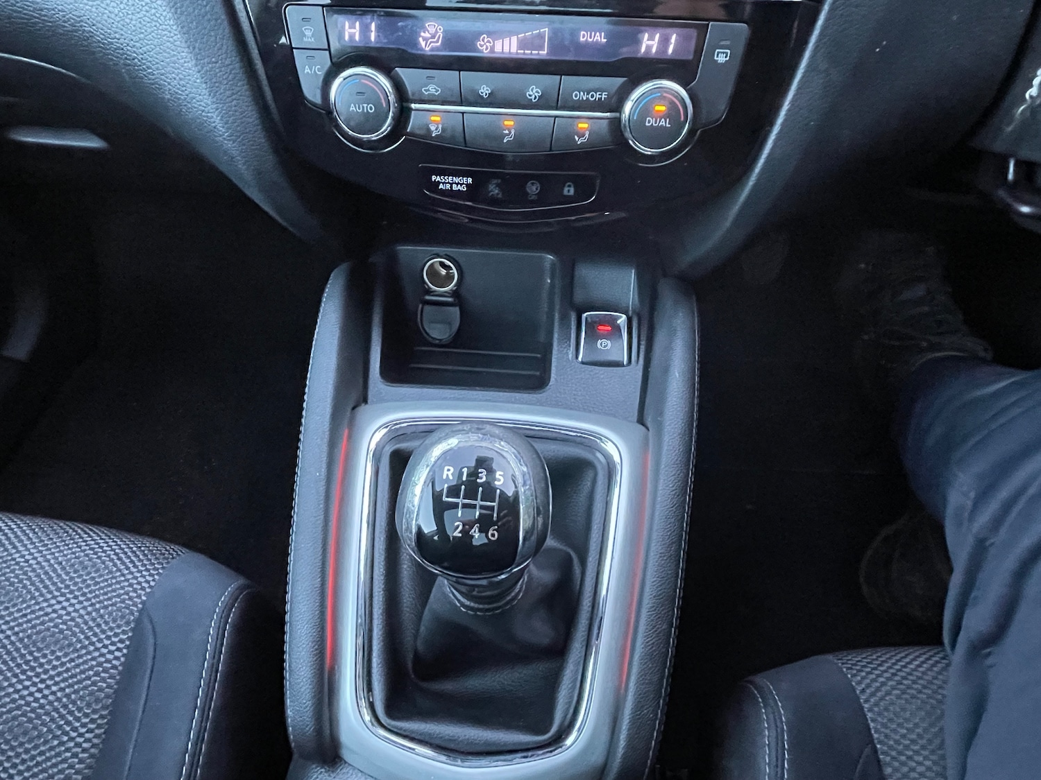 Used Nissan Qashqai 2014 for sale - 77031607: Photo 24