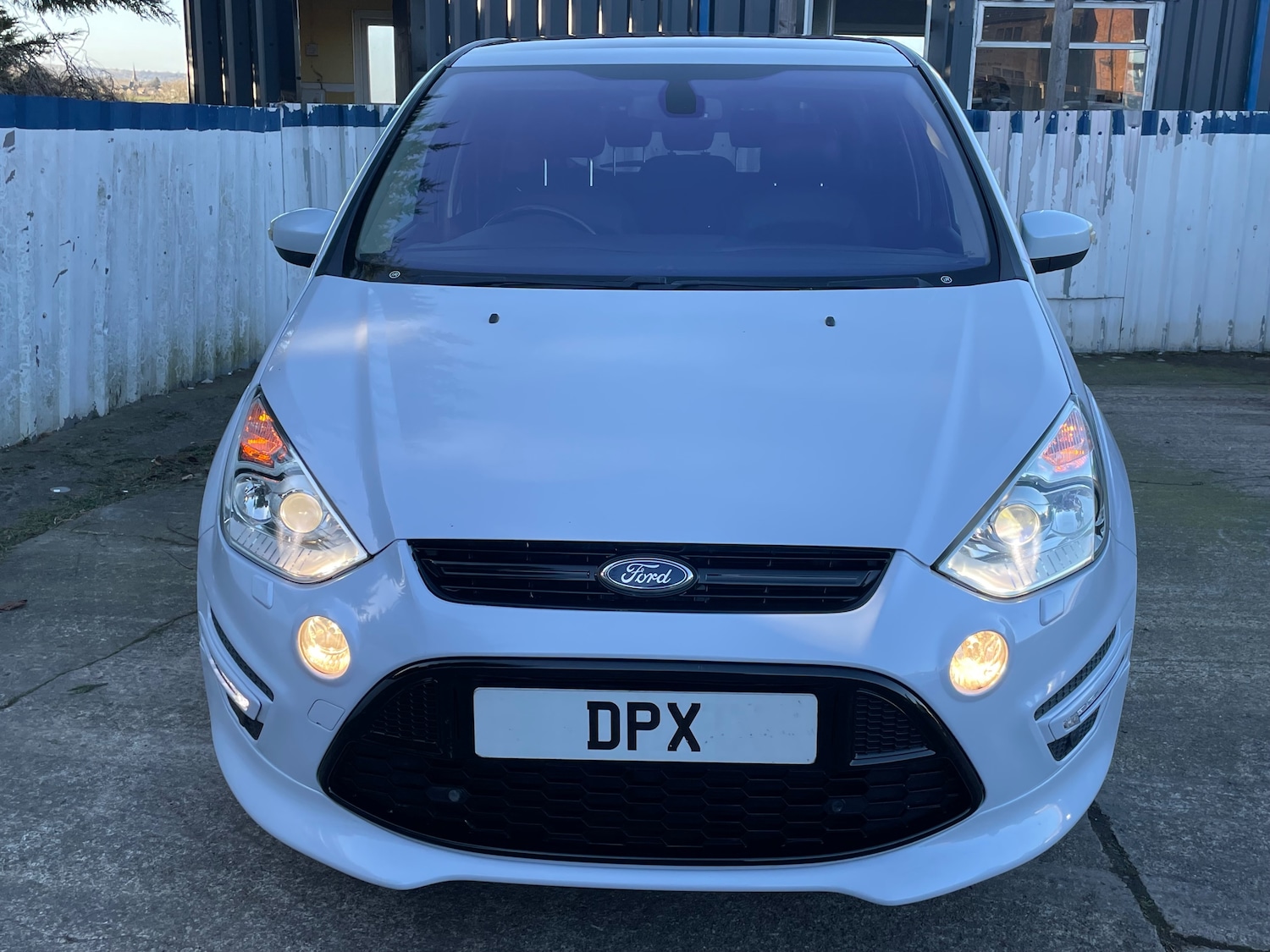 Used Ford S-Max 2015 for sale - 77919058: Photo 8