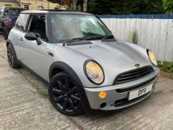 2004 (54) - 1.6 Cooper 3dr