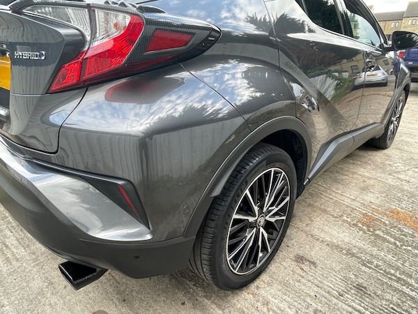Used Toyota C-HR 2017 for sale - 76234859: Photo 15