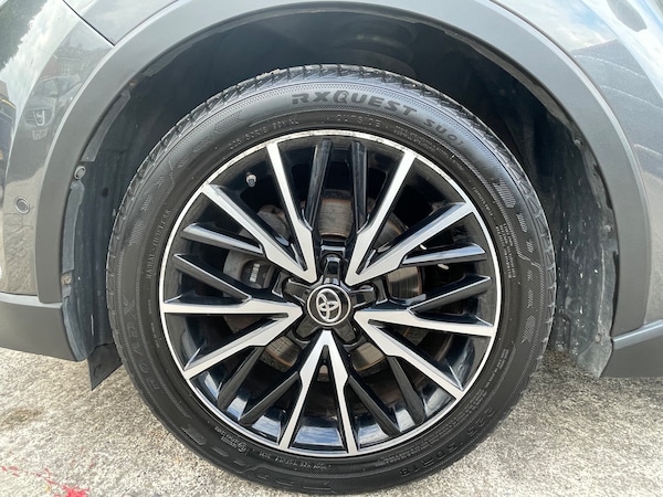 Used Toyota C-HR 2017 for sale - 76234859: Photo 16