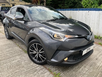 2017 (17) - 1.8 VVT-h EXCEL PETROL/HYBRID 5-Door