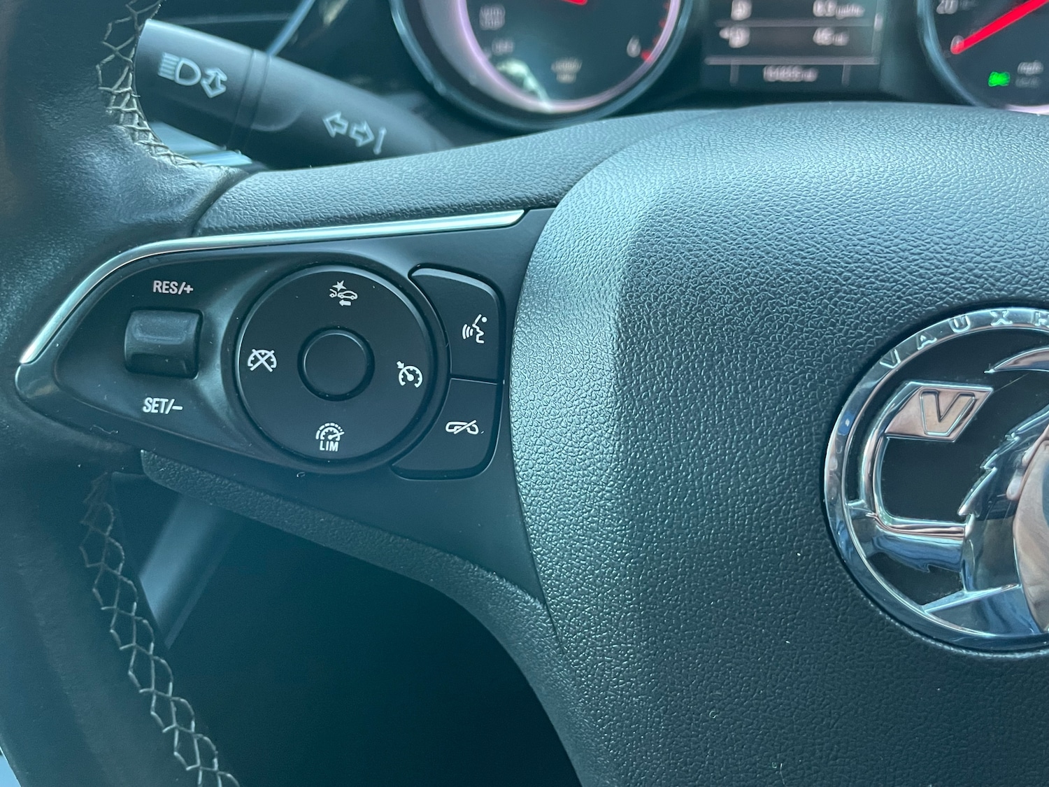 Used Vauxhall Insignia 2019 for sale - 76750870: Photo 27