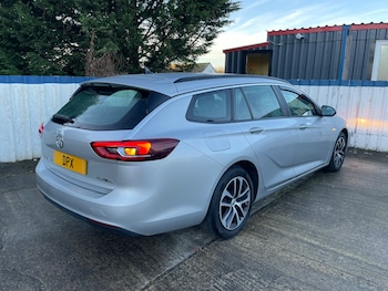 Used Vauxhall Insignia 2019 for sale - 76750870: Photo