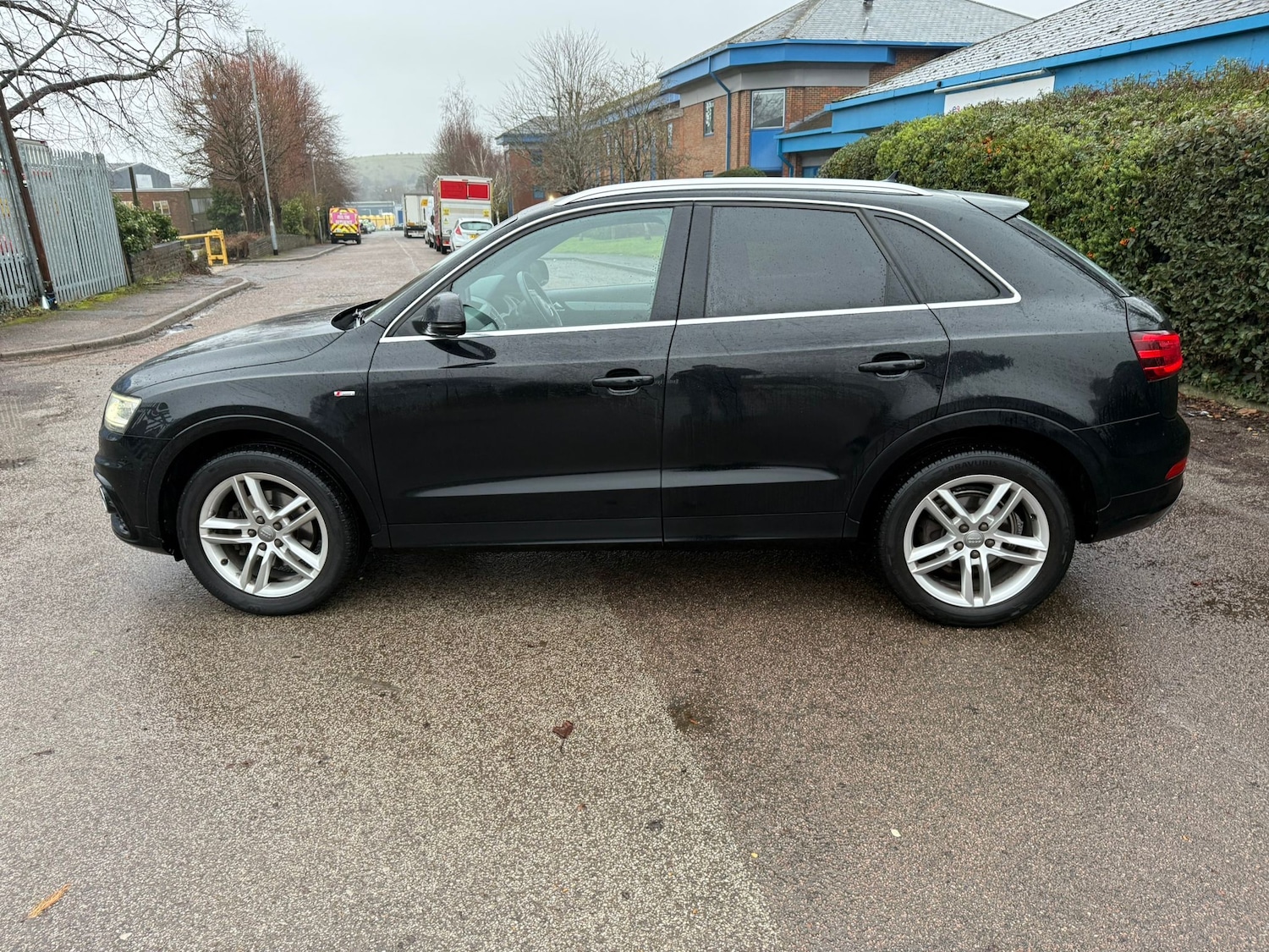 Used Audi Q3 2014 for sale - 77204977: Photo 2