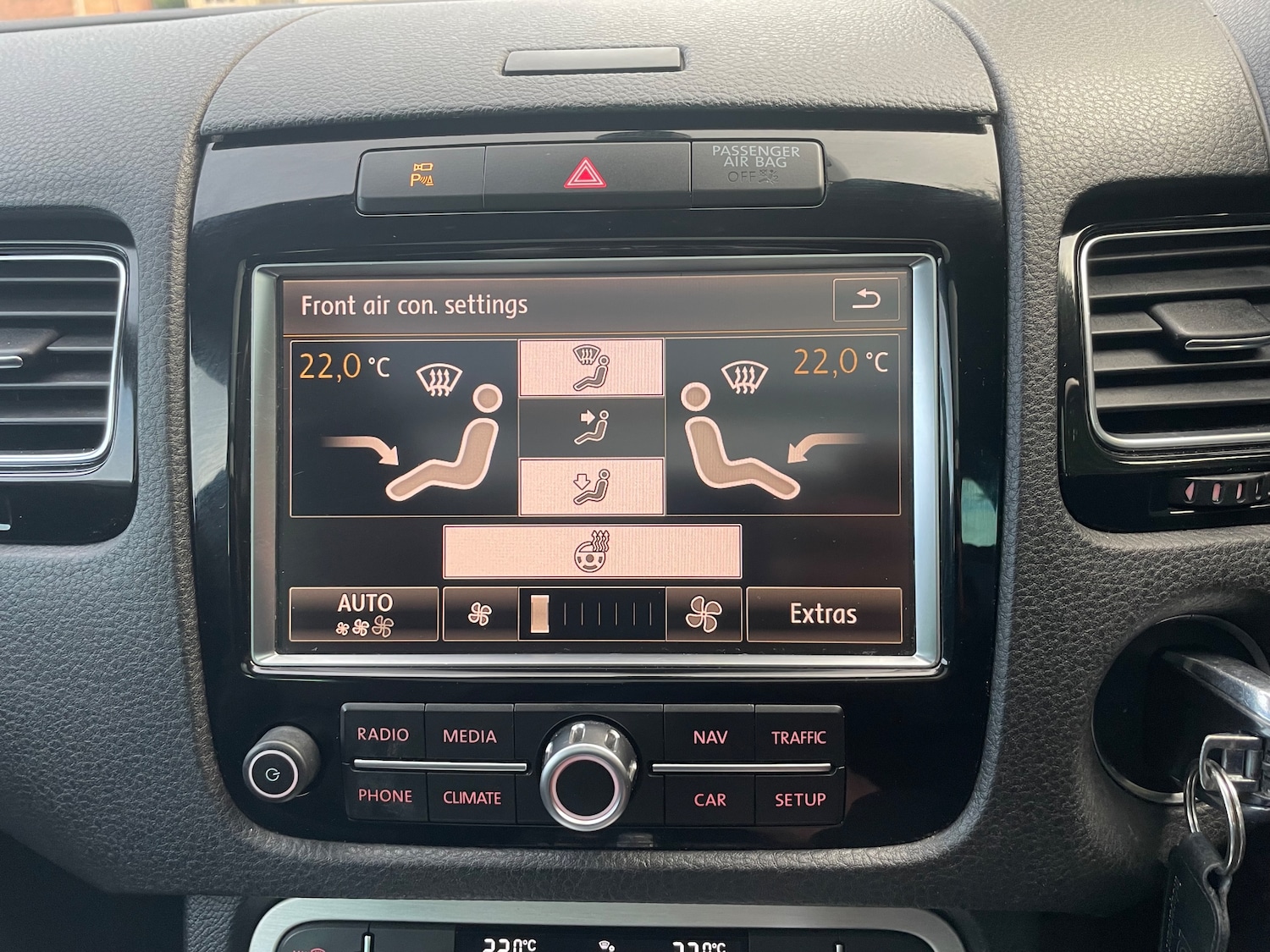 Used Volkswagen Touareg 2012 for sale - 76434549: Photo 30