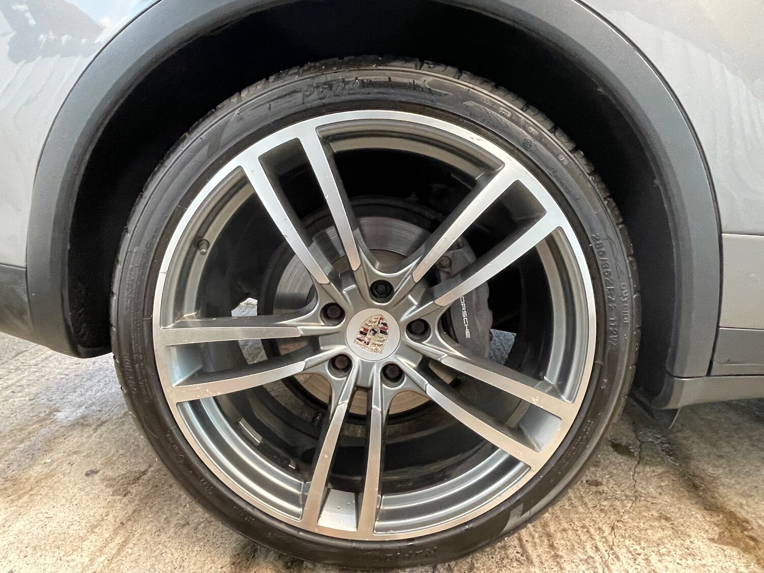 Used Porsche Cayenne 2012 for sale - 76438894: Photo 19