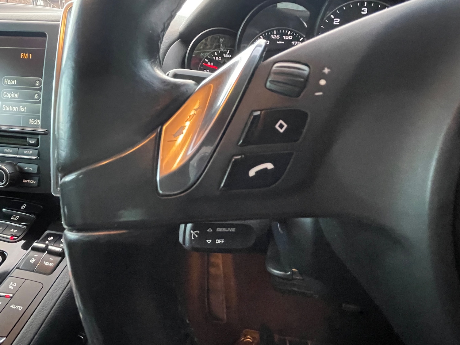 Used Porsche Cayenne 2012 for sale - 76438894: Photo 27