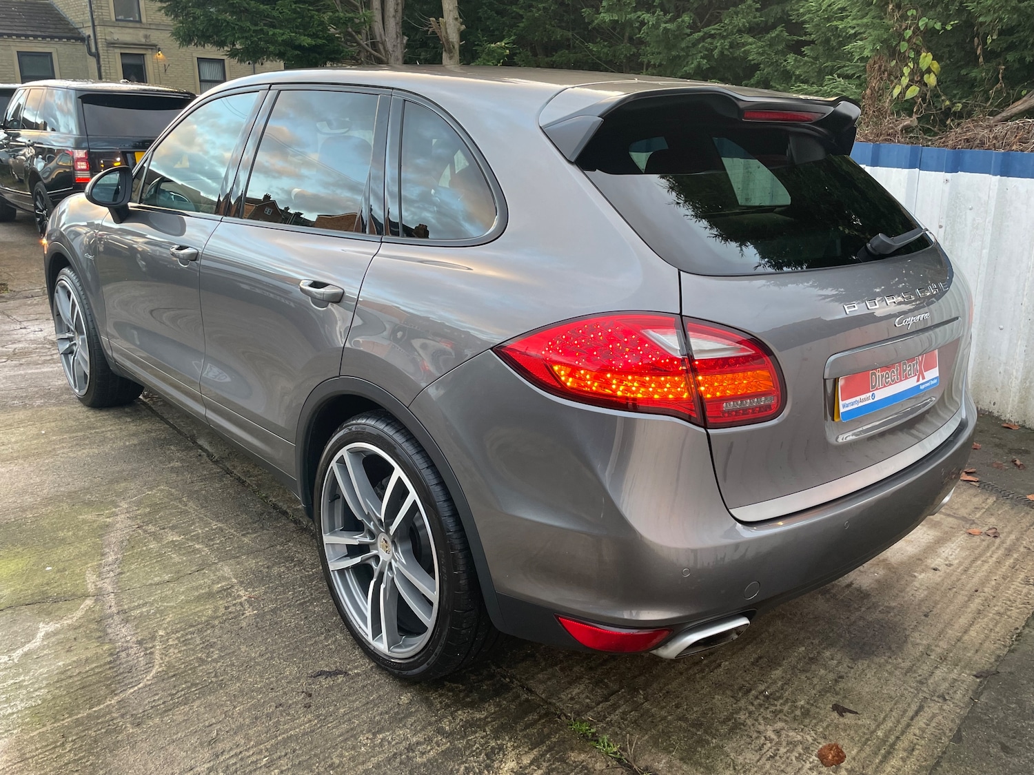 Used Porsche Cayenne 2012 for sale - 76438894: Photo 5