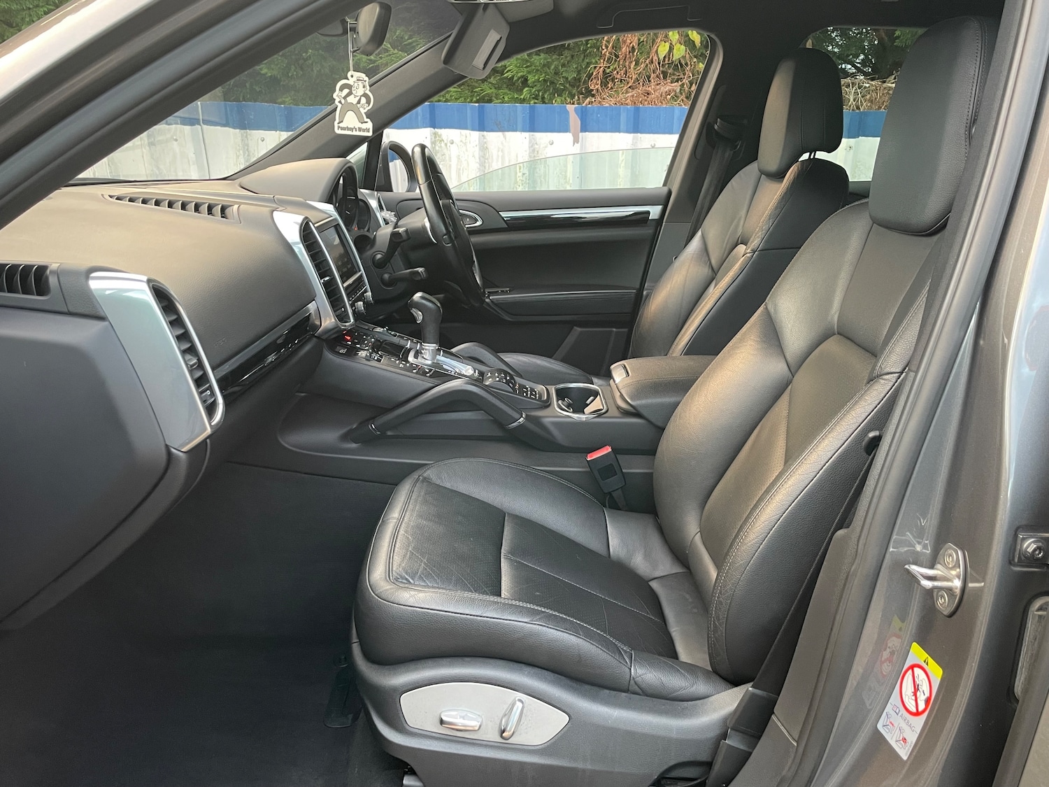 Used Porsche Cayenne 2012 for sale - 76438894: Photo 9