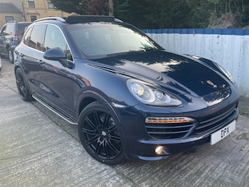 Used Porsche Cayenne 2012 for sale - 77981424: Photo