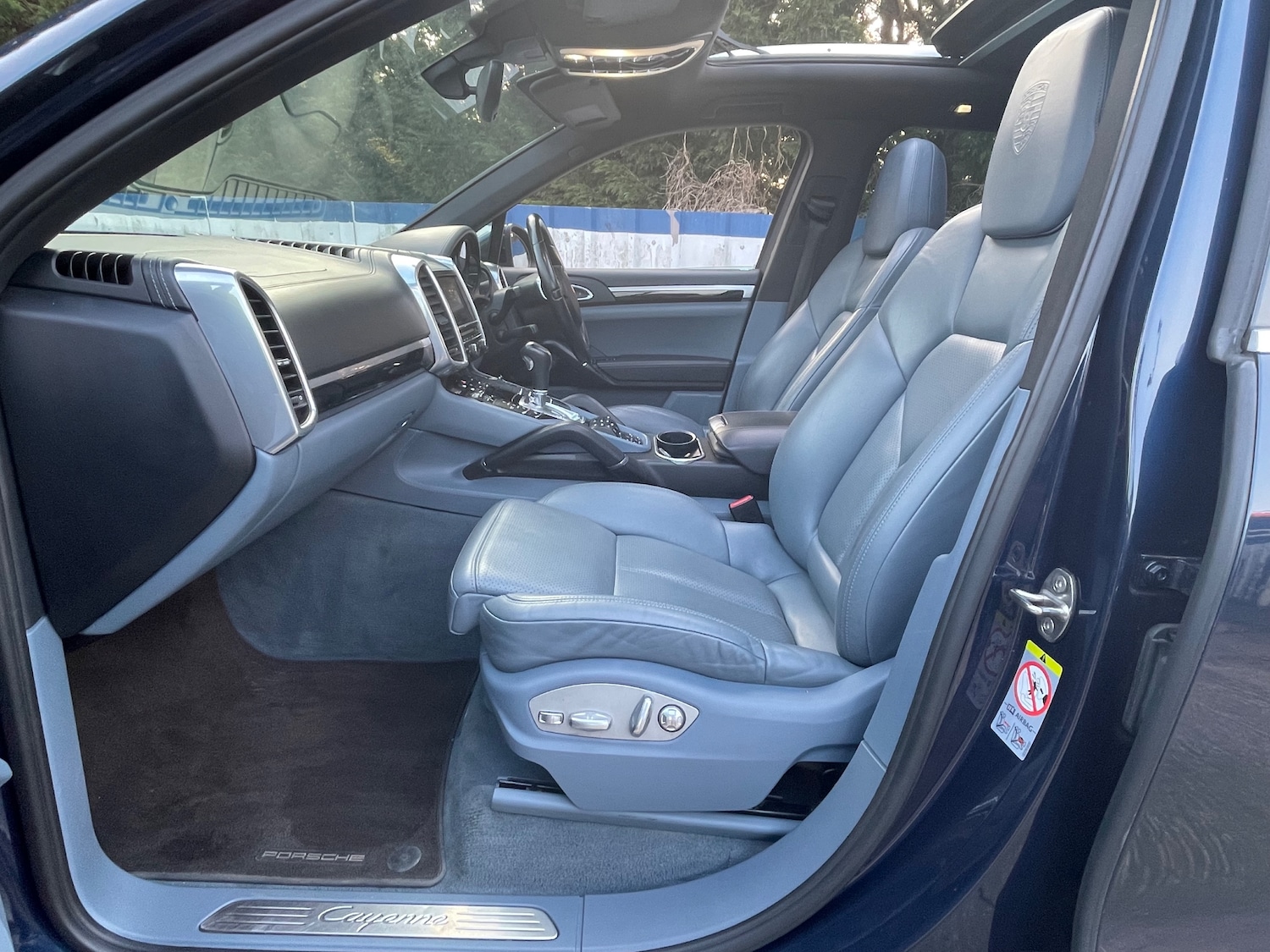 Used Porsche Cayenne 2012 for sale - 77981424: Photo 9