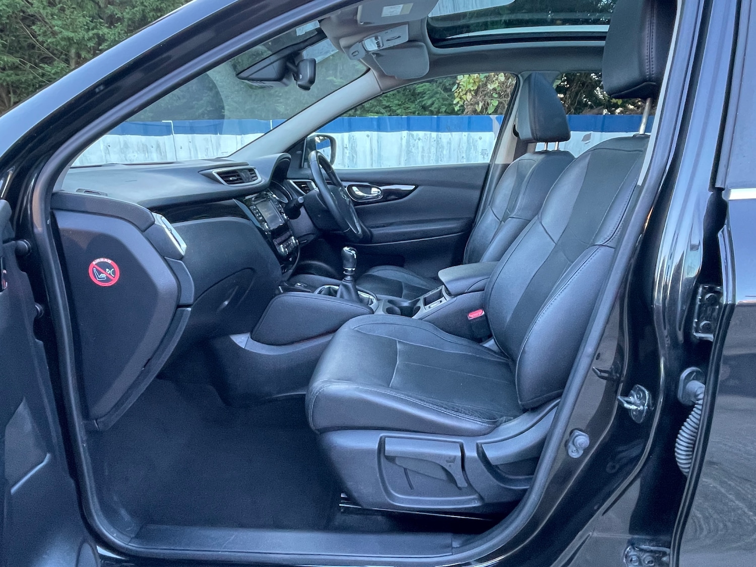 Used Nissan Qashqai 2015 for sale - 77249359: Photo 9