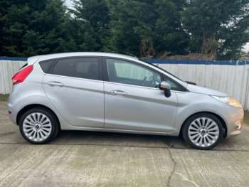 Used Ford Fiesta 2010 for sale - 73588176: Photo