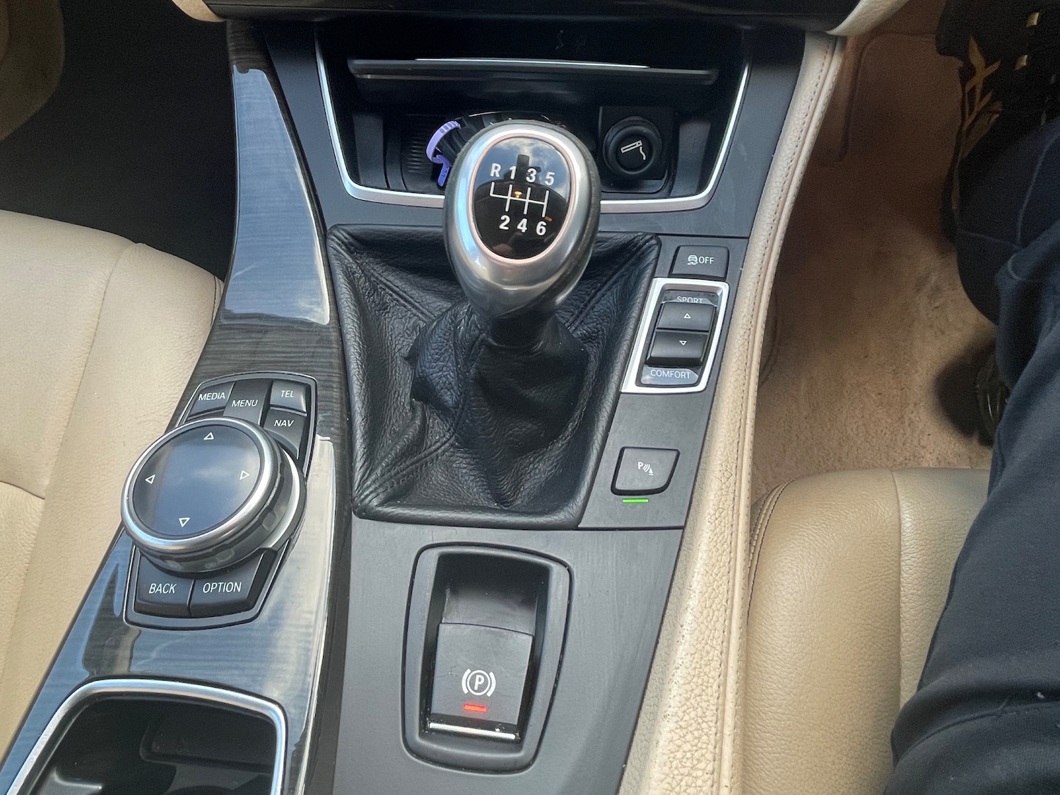 Used BMW 5 Series 2014 for sale - 76819695: Photo 24