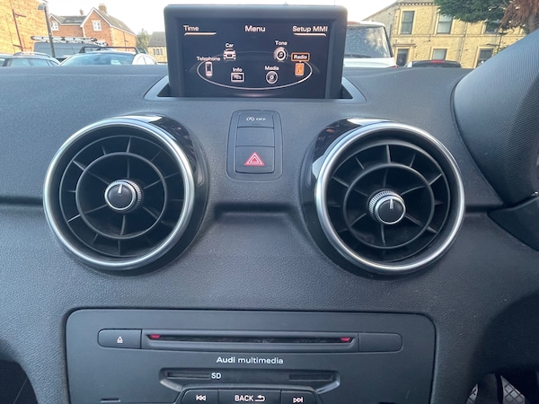 Used Audi A1 2011 for sale - 76234848: Photo 22
