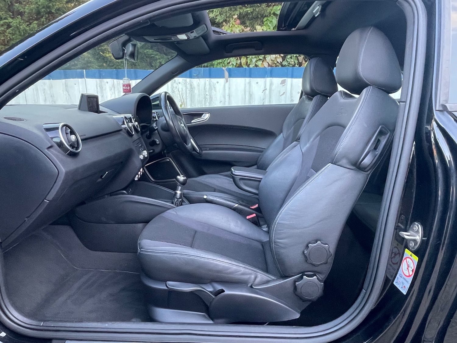 Used Audi A1 2011 for sale - 76234848: Photo 9