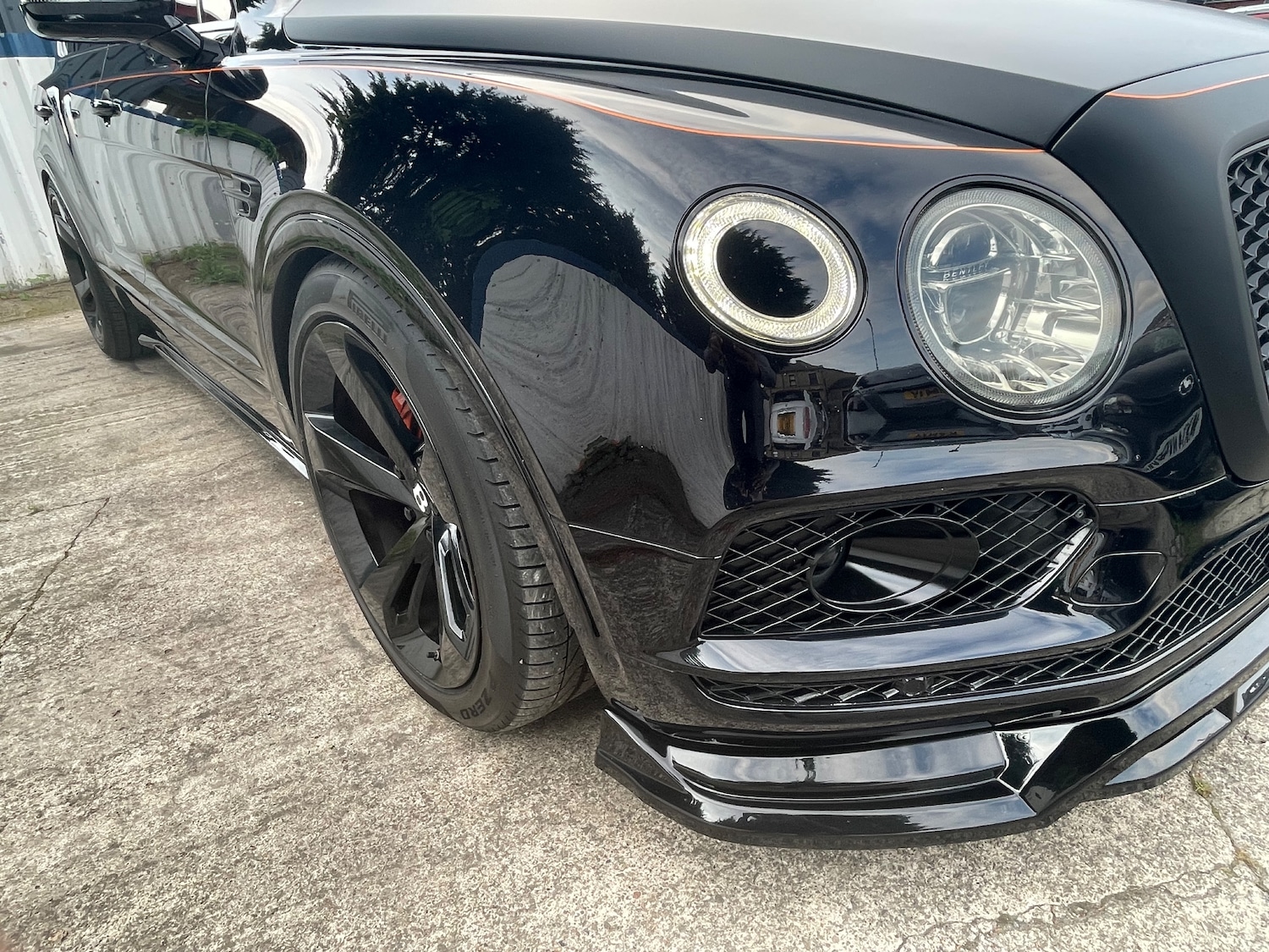 Used Bentley Bentayga 2017 for sale - 76234860: Photo 13