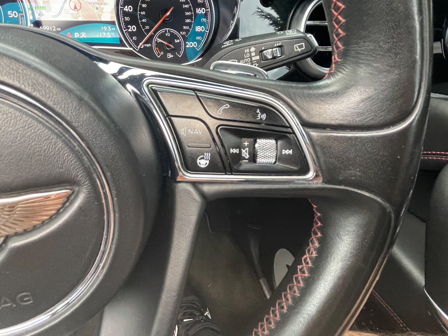 Used Bentley Bentayga 2017 for sale - 76234860: Photo 29