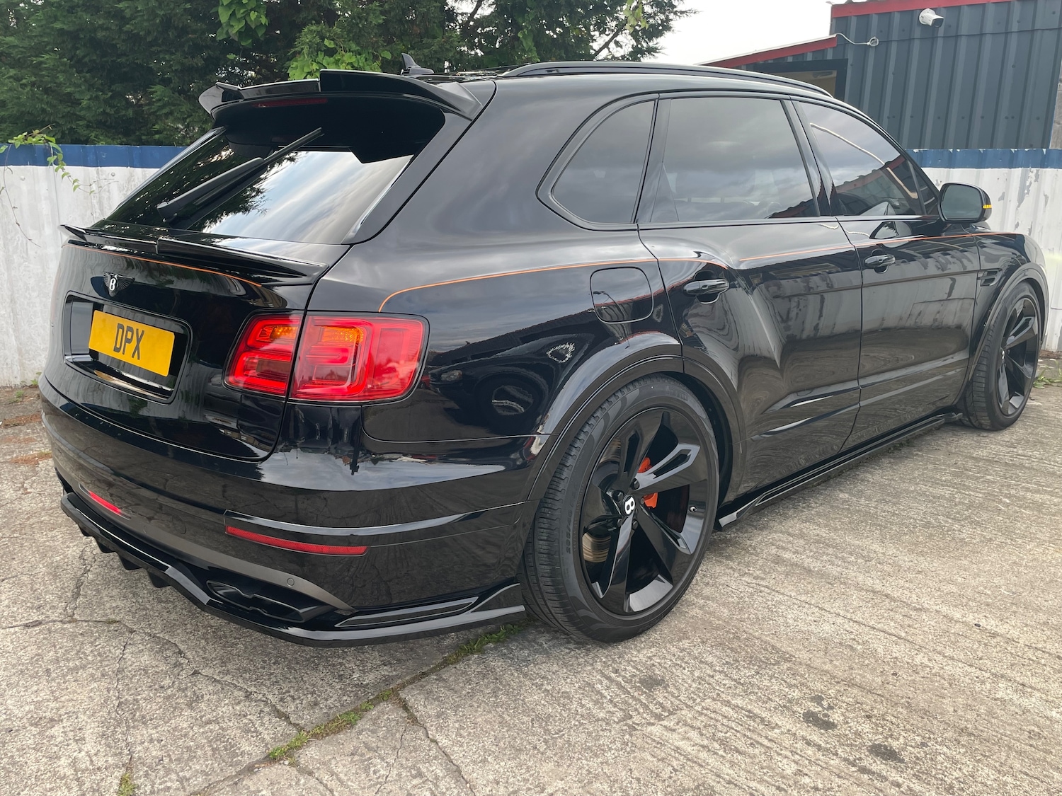 Used Bentley Bentayga 2017 for sale - 76234860: Photo 3