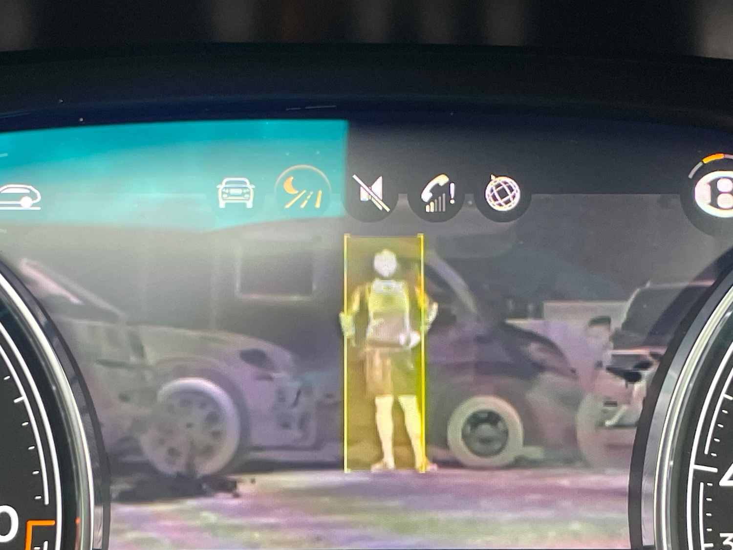 Used Bentley Bentayga 2017 for sale - 76234860: Photo 37